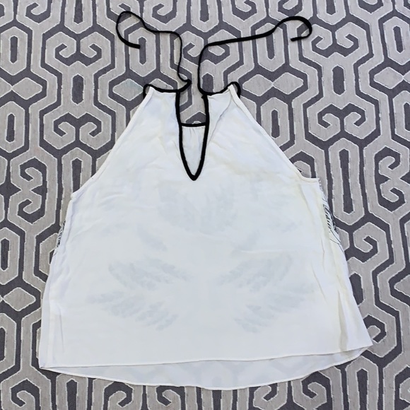 Lovely Feather Patterned Cami - Picture 2 of 5